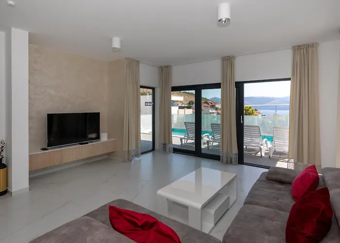 Villa Danny Komarna