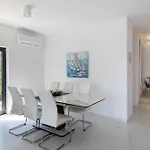 Villa Danny Komarna