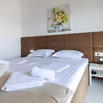 别墅 Danny 科马尔纳