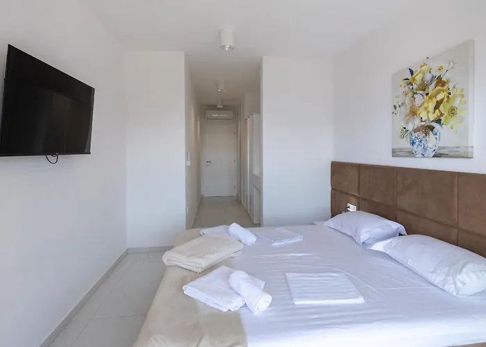 Вилла Danny Комарна